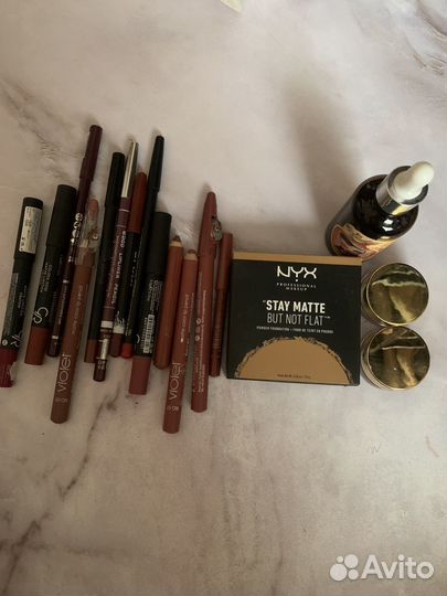 Набор косметики пакетом