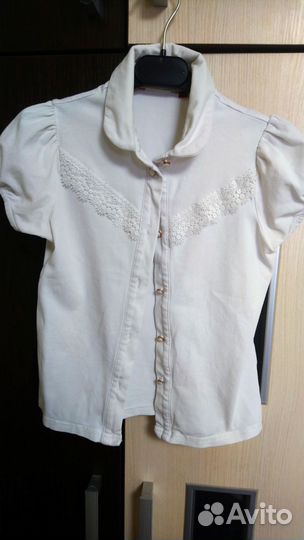 Белая блуза