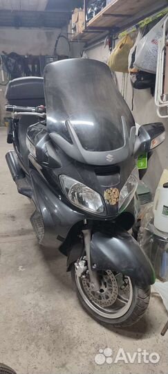 Suzuki burgman skyway 650