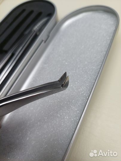 Пинцет для наращивания ресниц