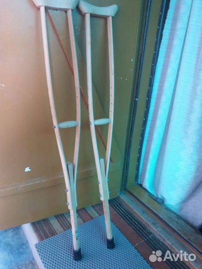 Костыли подмышечные, взрослые