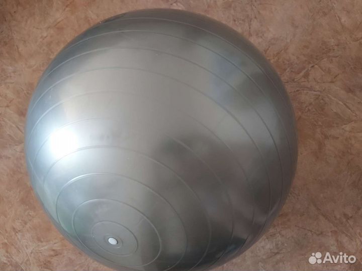 Мяч для фитбола