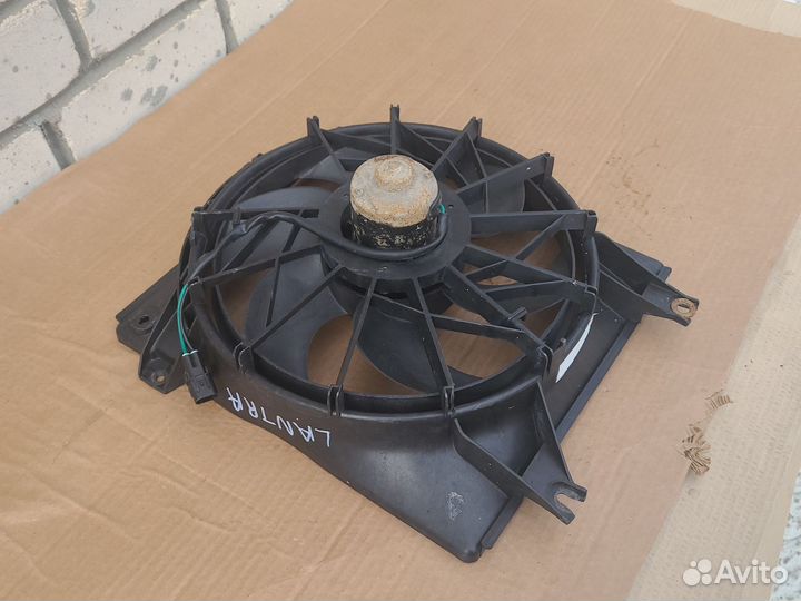Вентилятор охлаждения двигателя Hyundai Lantra J2