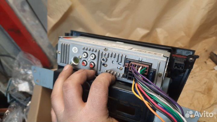 Магнитофон Subaru Legacy BL5