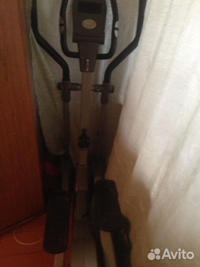 Эллиптический тренажер