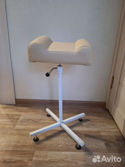 Подставка для ног (для педикюра)