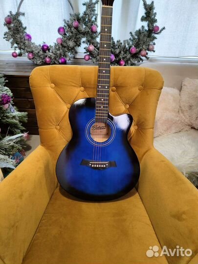 Гитара акустика