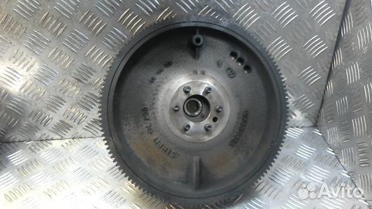Маховик бензиновый peugeot 308 1 (93E30C101)