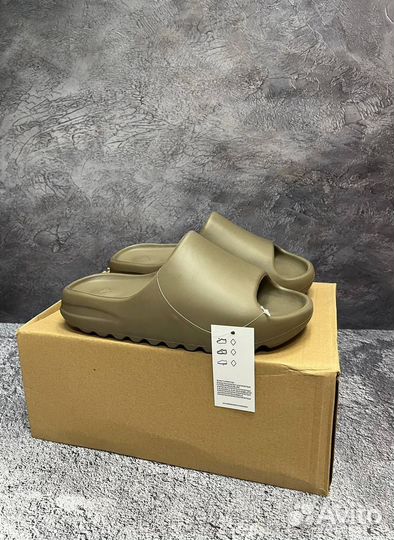 Тапочки adidas yeezy slide