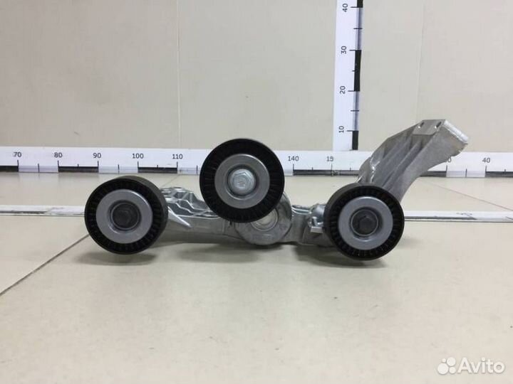 Б/У Натяжитель ремня 32148, A1662000970 mercede