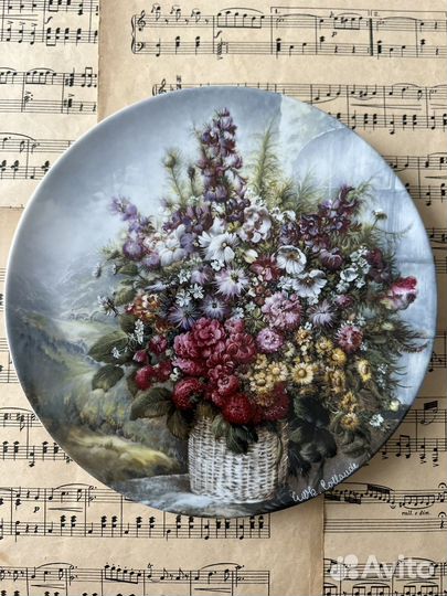 Настенные винтажные тарелки с цветами
