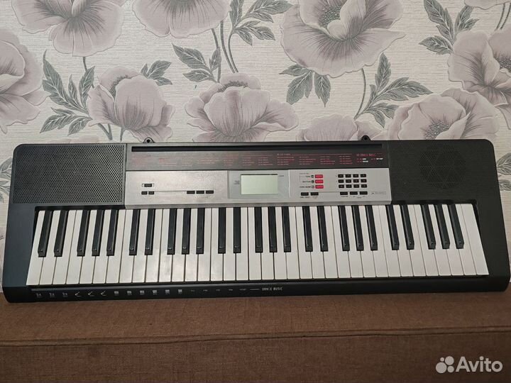 Синтезатор casio