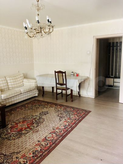 3-к. квартира, 100 м², 1/5 эт.