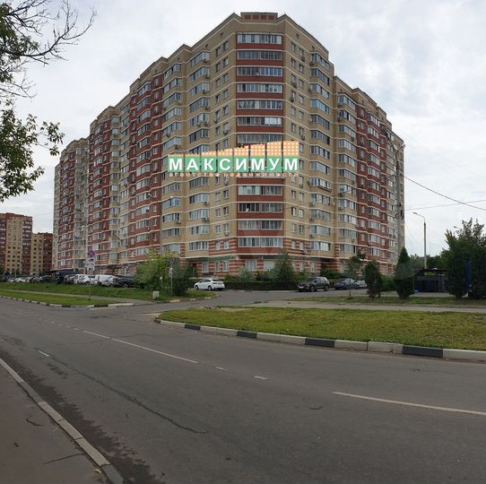 2-к. квартира, 68 м², 2/12 эт.