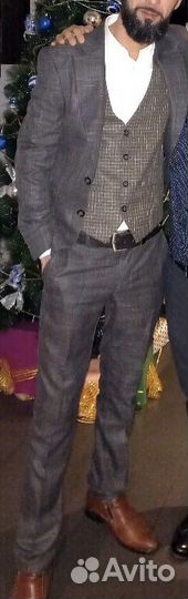 Мужской костюм