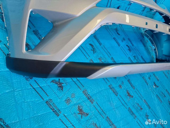 Передний бампер RAV4 4 с юбкой и спойлером 15-19