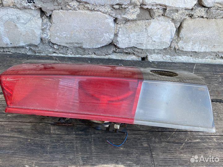 Фонарь крышки багажника ауди 80 б4
