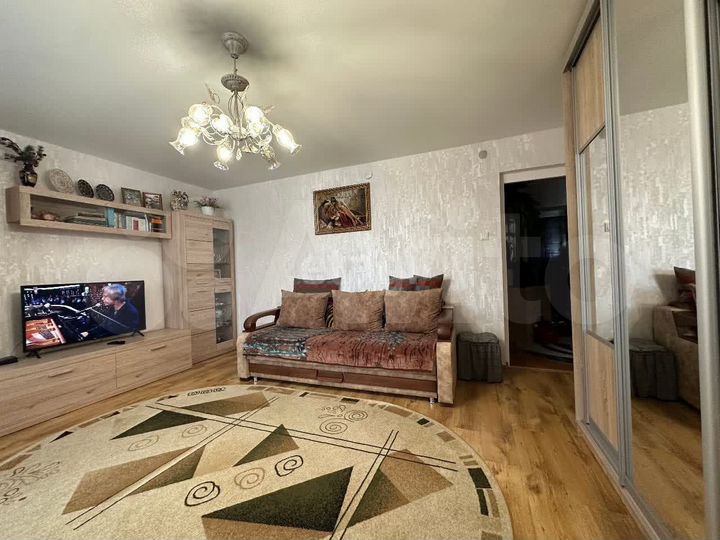 2-к. квартира, 64,5 м², 5/10 эт.
