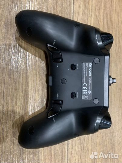 Nacon Revolution Pro Controller