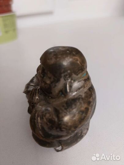 Статуэтка будды