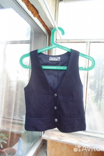 Жилет школьный на девочку 10-14 лет