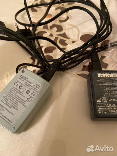 Зарядное для аккумулятора Canon