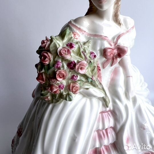 Coalport. Лимитированная фарфоровая статуэтка