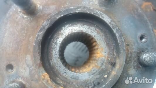 Ступица передняя левая KIA sportage 3 (6OK66K901)