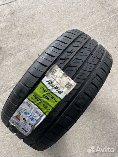 Rapid P609 235/35 R19 91W
