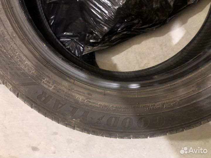 Goodyear EfficientGrip 165/65 R14 79S