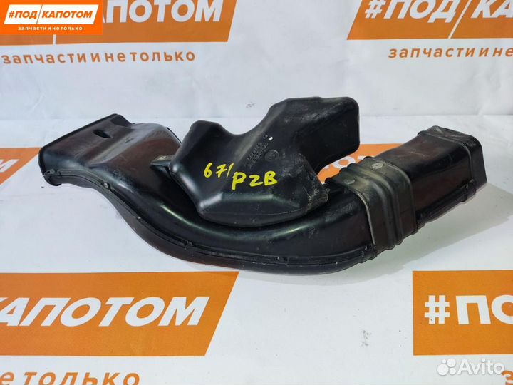 Воздухозаборник Mitsubishi Outlander 2 2007