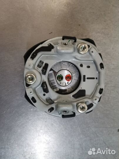 Подушка Airbag в руль Audi Q7 4L 4L0880201K