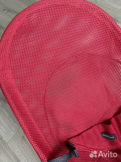 Шезлонг детский для новорожеденных babybjorn