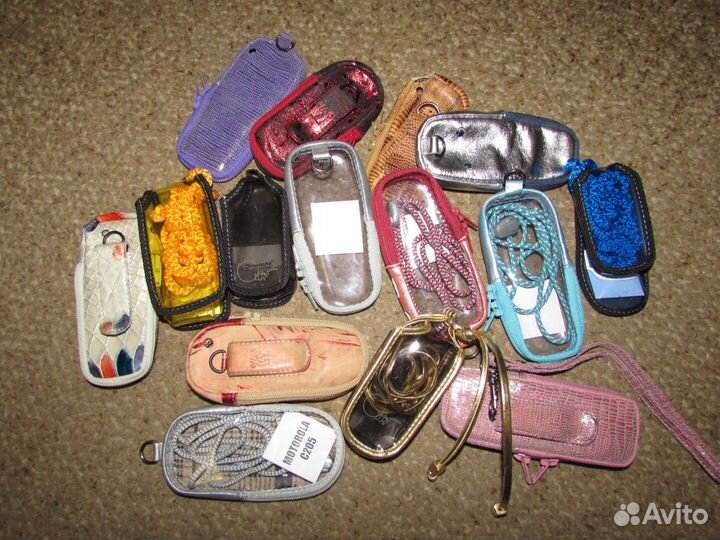 Новые чехлы для старых моделей кнопочных телефонов