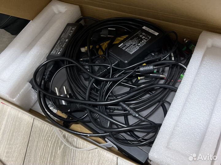 Видеорегистратор HiWatch DS-H204UP