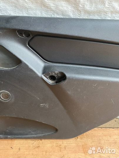 Обшивка двери задней правой LADA Granta