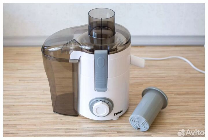 Соковыжималка BBK JC060-H11