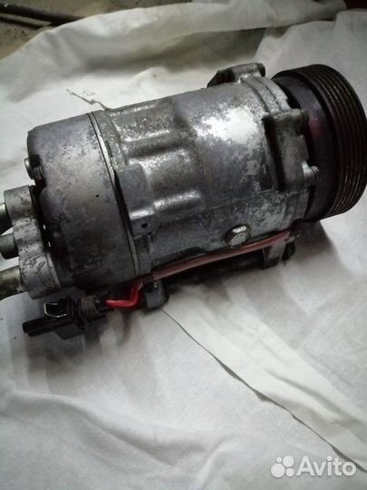 Компрессор кондиционера фольксгваген