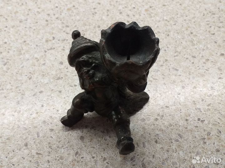 Статуэтки гномов