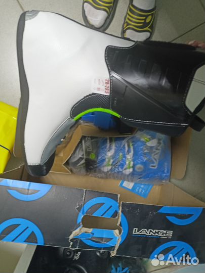 Горнолыжные ботинки 43 размер