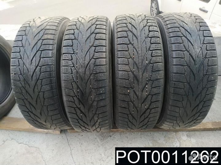 Nokian Tyres Hakkapeliitta R2 235/65 R17 100M