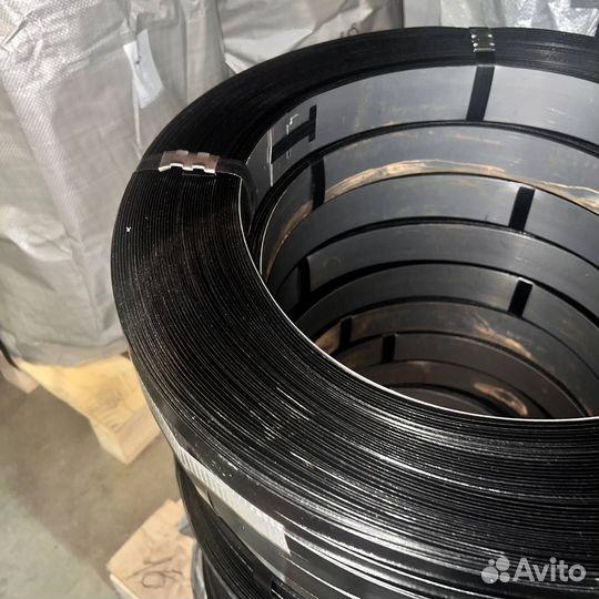 Стальная металлическая лента