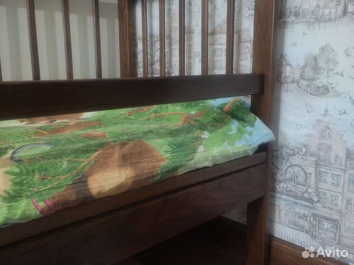Кровать из дуба