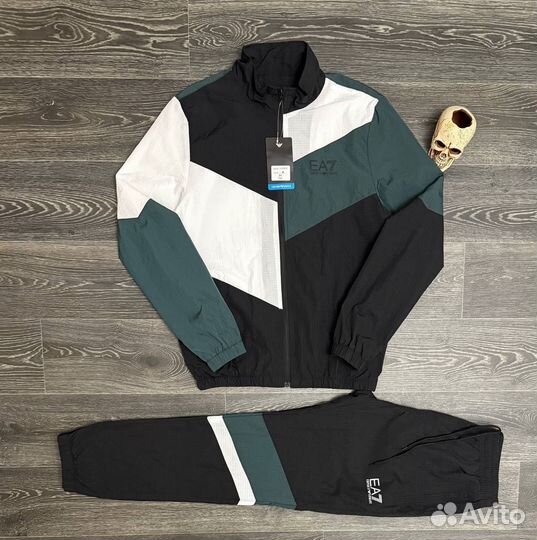 Спортивный костюм EA7 мужской