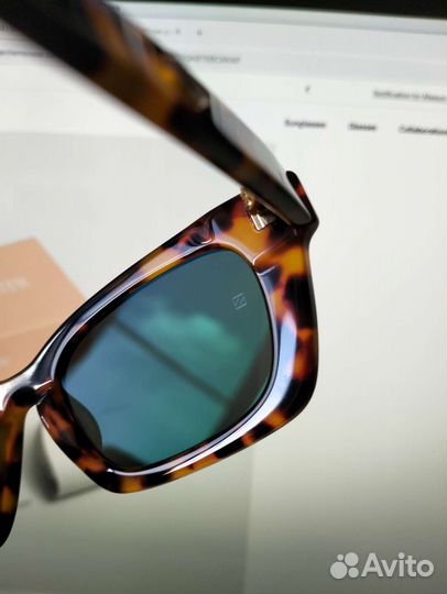 Очки солнцезащитные Jennie x Gentle Monster 1996