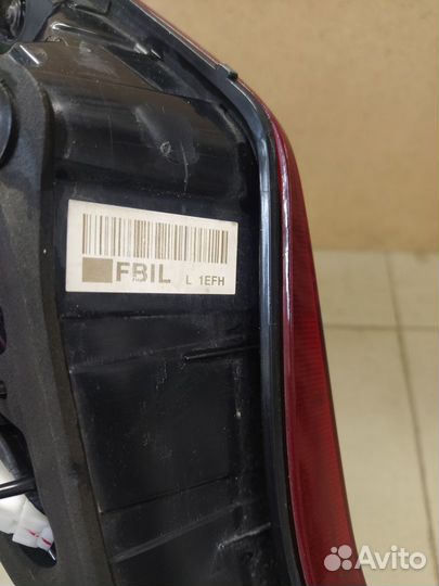 Фонарь крышки багажника левый Киа Рио 4