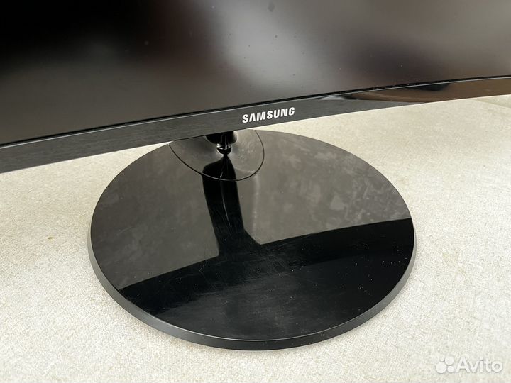 Монитор Samsung 27