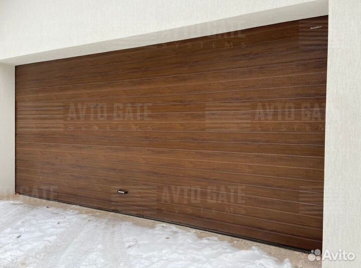 Секционные ворота