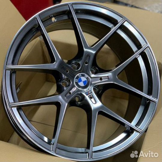 Диски на BMW бмв 5 серии G30 R18
