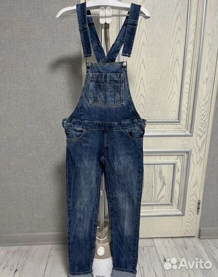 Комбинезон джинсовый Stradivarius